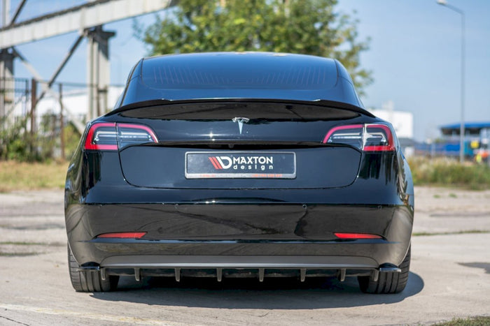 Maxton Design - REAR VALANCE TESLA MODEL 3 (2017-2023)