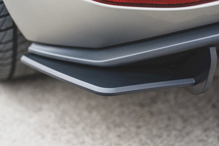 Maxton Design - STREET PRO REAR SIDE SPLITTERS V.1 VW GOLF MK7 GTI