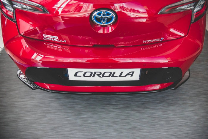 Maxton Design - CENTRAL REAR SPLITTER TOYOTA COROLLA MK12 HATCHBACK (2019-)