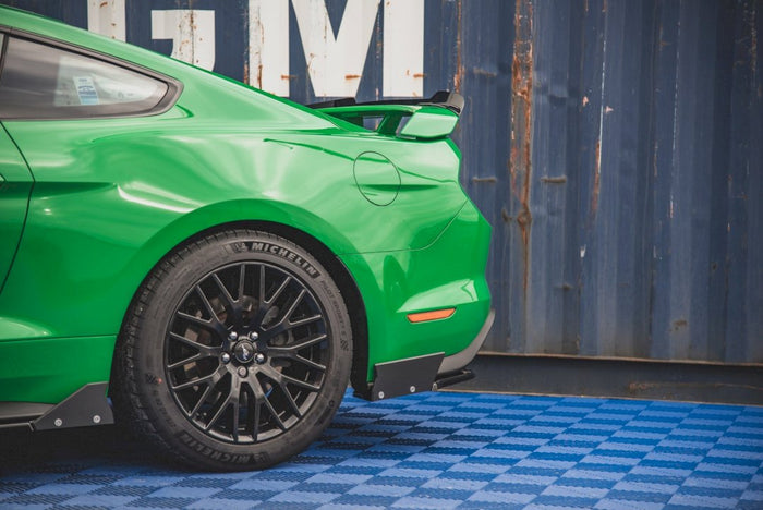 Maxton Design - REAR SIDE SPLITTERS V.1 + FLAPS FORD MUSTANG GT MK6 FACELIFT