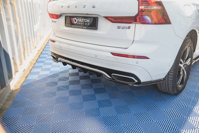 Maxton Design - CENTRAL REAR SPLITTER (VERTICAL BARS) VOLVO XC60 MK2 R-DESIGN