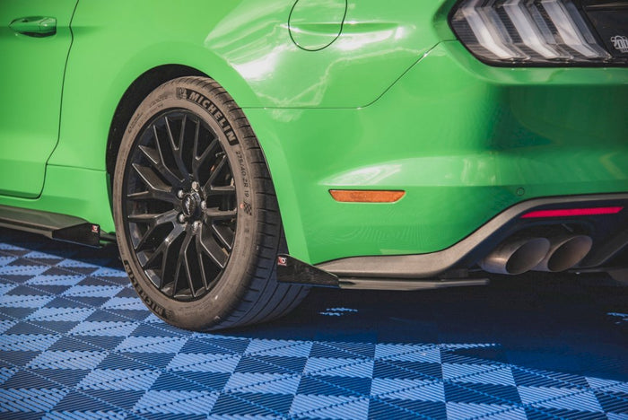 Maxton Design - STREET PRO REAR SIDE SPLITTERS V.1 (+FLAPS) FORD MUSTANG GT MK6 FACELIFT (2017-)
