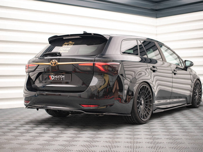 Maxton Design - SPOILER CAP TOYOTA AVENSIS MK3.5 WAGON (2015-2018)