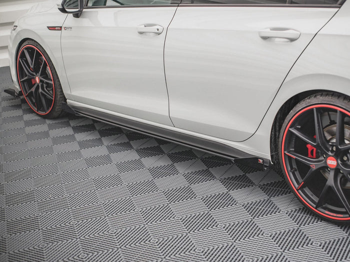 Maxton Design - SIDE FLAPS VOLKSWAGEN GOLF GTI / GTE / GTI CLUBSPORT / R-LINE MK8