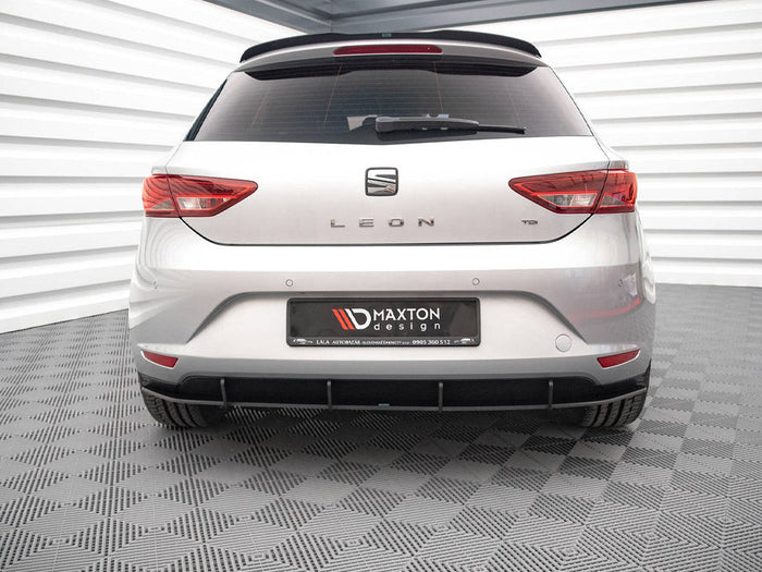 Maxton Design - STREET PRO REAR DIFFUSER SEAT LEON HATCHBACK MK3 (2012-2016)