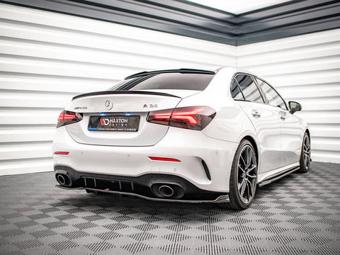 Maxton Design - CENTRAL REAR SPLITTER V.2 (VERTICAL BARS) MERCEDES A 35 AMG SEDAN V177