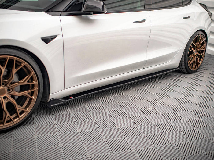 Maxton Design - SIDE SKIRTS DIFFUSERS V.2 TESLA MODEL 3 (2017-2023)