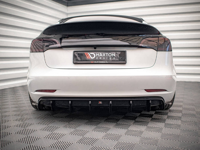 Maxton Design - REAR VALANCE V.2 TESLA MODEL 3 (2017-2023)