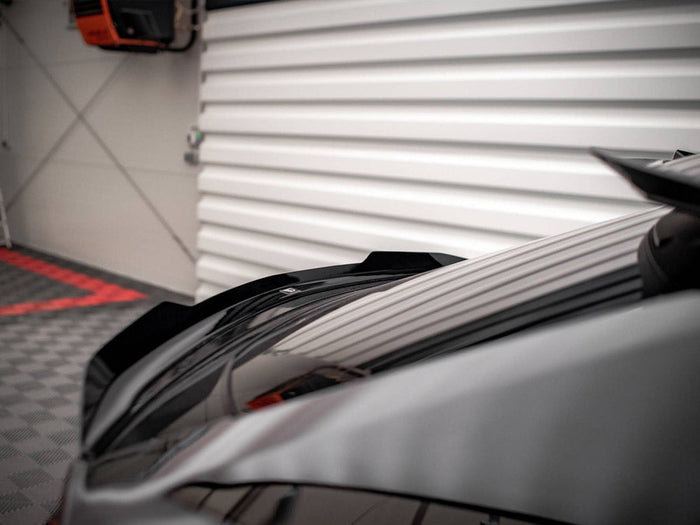 Maxton Design - LOWER SPOILER CAP LAMBORGHINI URUS MK1