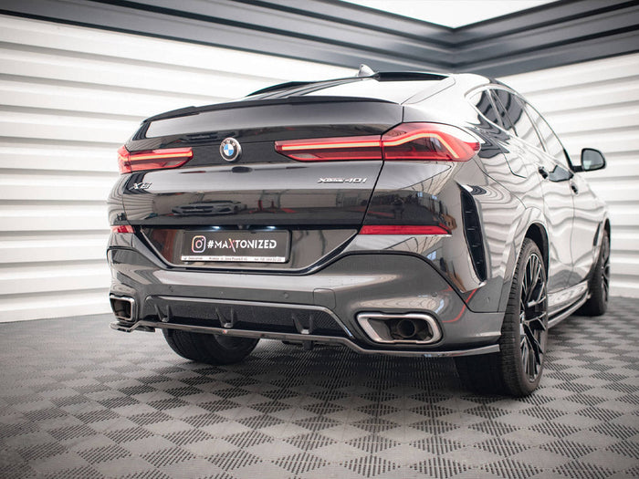 Maxton Design - CENTRAL REAR SPLITTER (VERTICAL BARS) V.3 BMW X6 M-PACK G06