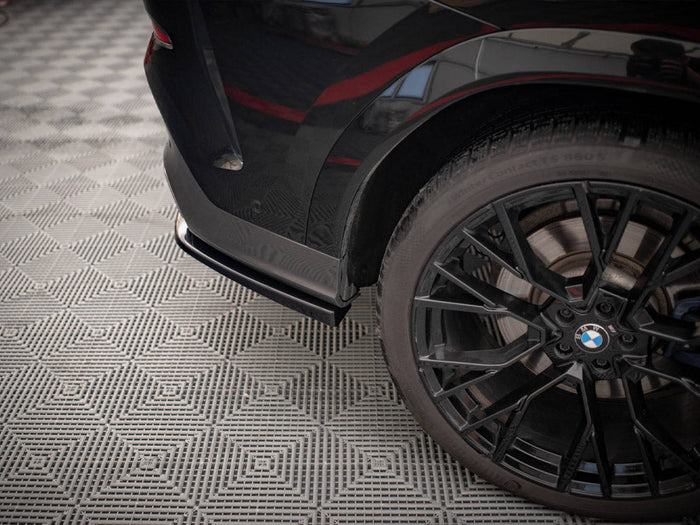 Maxton Design - CENTRAL REAR SPLITTER (VERTICAL BARS) V.2 BMW X6 M-PACK G06
