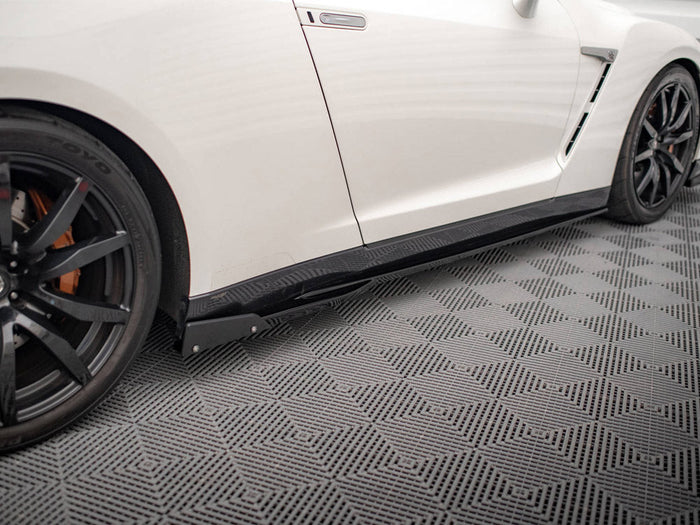 Maxton Design - SIDE SKIRTS DIFFUSERS + FLAPS NISSAN GTR R35 1ST FACELIFT