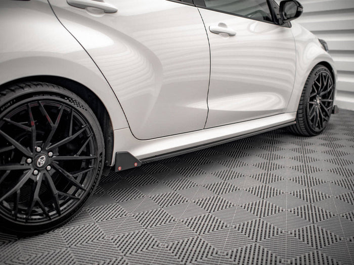 Maxton Design - SIDE SKIRTS DIFFUSERS V.1 + FLAPS TOYOTA YARIS MK4