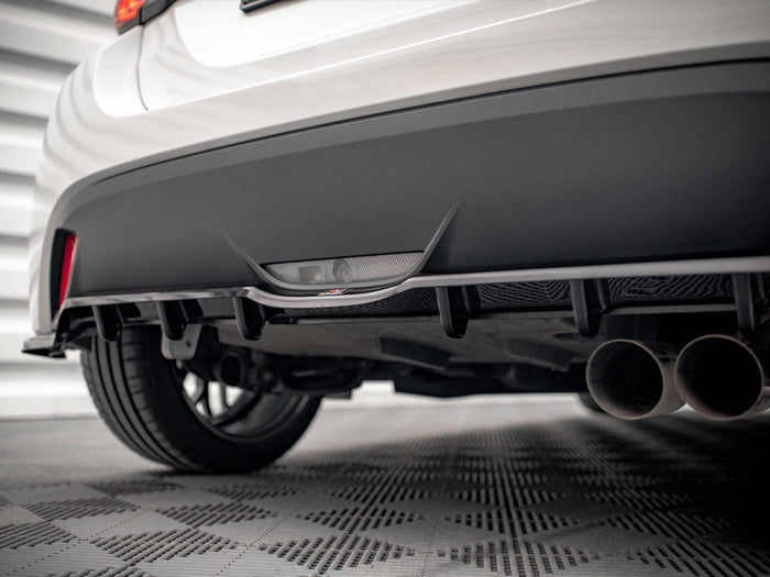 Maxton Design - CENTRAL REAR SPLITTER V.2 (VERTICAL BARS) TOYOTA YARIS MK4