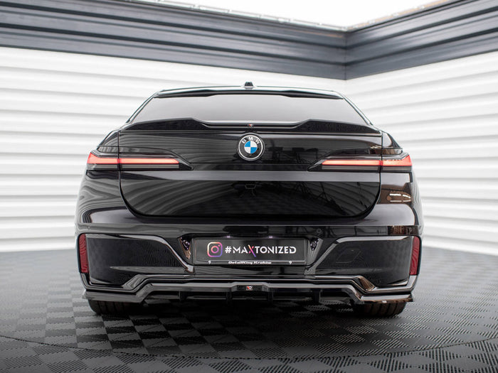 BMW 7 M-Pack G70 Central Rear Splitter (Vertical Bars) - Maxton Design