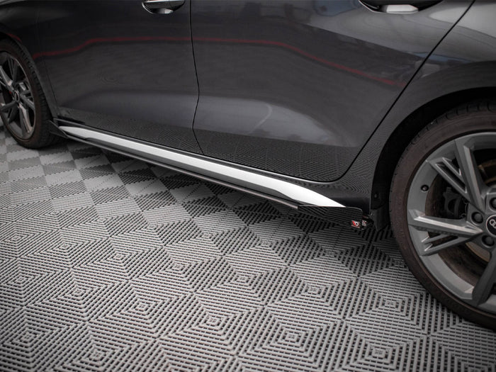Audi S3 / A3 S-Line 8Y / 8Y Facelift Side Flaps - Maxton Design