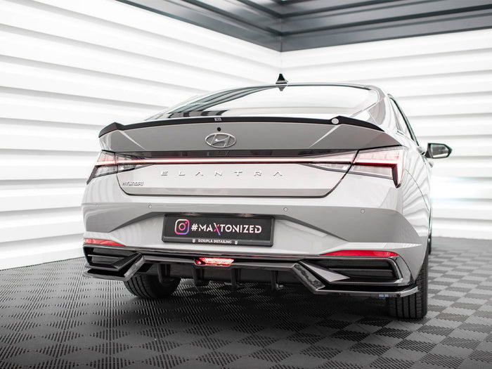 Hyundai Elantra Mk7 Central Rear Splitter (Vertical Bars) - Maxton Design