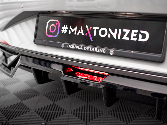 Hyundai Elantra Mk7 Central Rear Splitter (Vertical Bars) - Maxton Design
