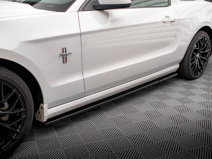 Ford Mustang Mk5 Facelift Side Skirts Diffusers - Maxton Design