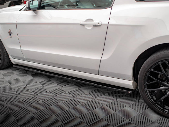 Ford Mustang Mk5 Facelift Side Skirts Diffusers - Maxton Design