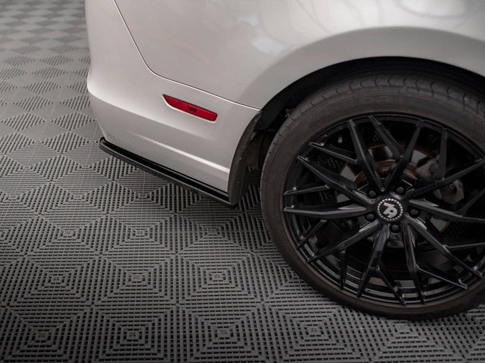 Ford Mustang Mk5 Facelift Rear Side Splitters - Maxton Design