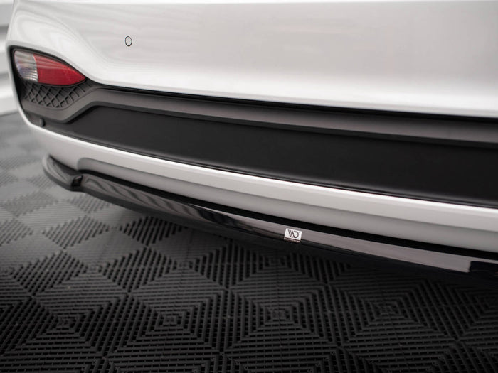 Hyundai I20 Mk2 Facelift Central Rear Splitter - Maxton Design