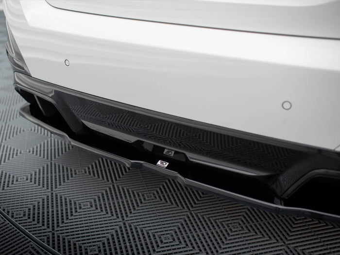 BMW i4 M-Pack G26 Central Rear Splitter (Vertical Bars) V.2 - Maxton Design