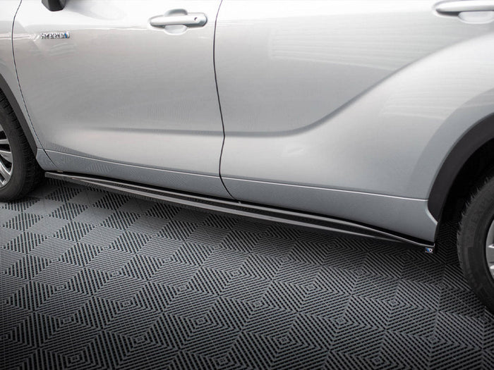 Maxton Design - SIDE SKIRTS DIFFUSERS TOYOTA HIGHLANDER MK4
