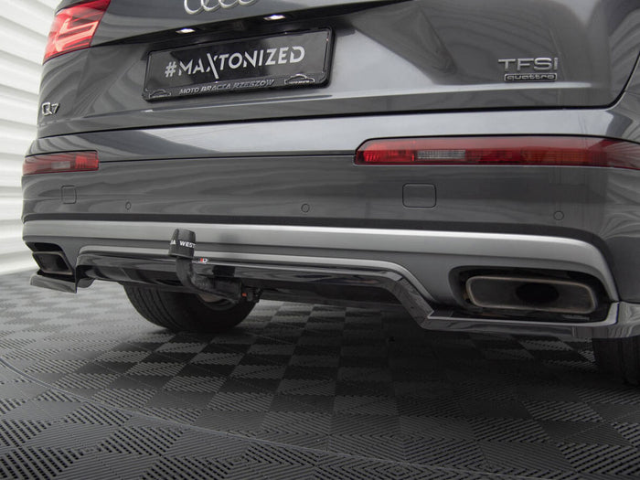 Audi Q7 Mk2 Central Rear Splitter (Vertical Bars) - Maxton Design