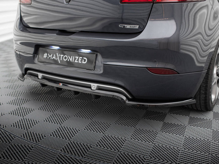 Renault Megane GT Mk3 Facelift Rear Splitter (Vertical Bars) - Maxton Design