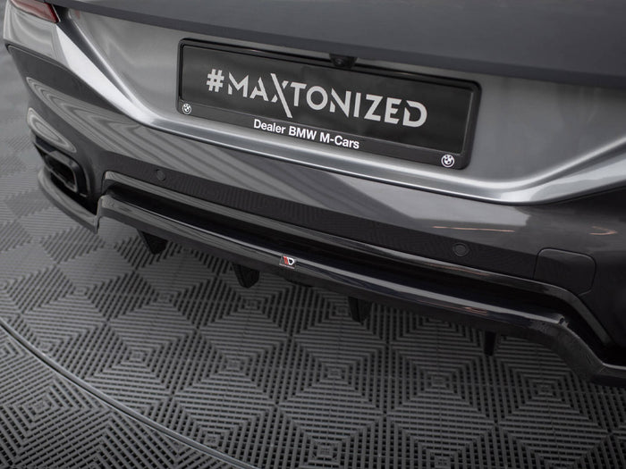 BMW X6 M-Pack G06 Facelift Central Rear Splitter (Vertical Bars) V.1 - Maxton Design