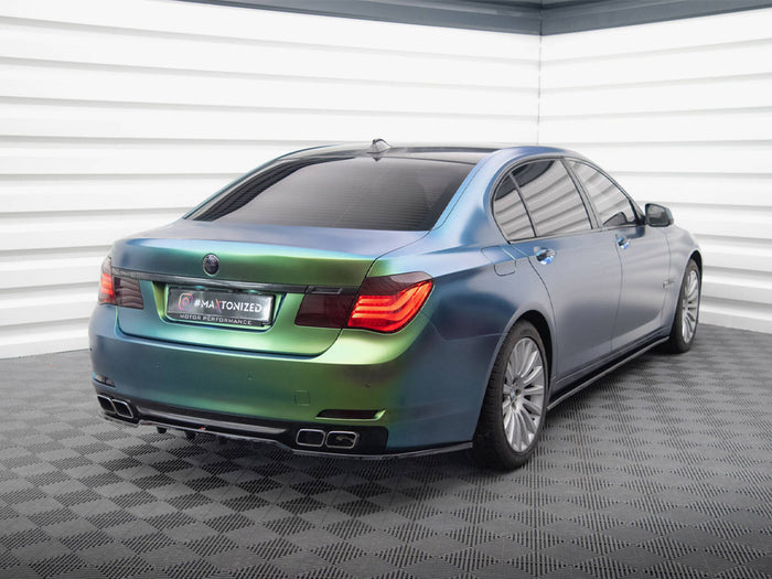 BMW 7 F01 Central Rear Splitter (Vertical Bars) - Maxton Design