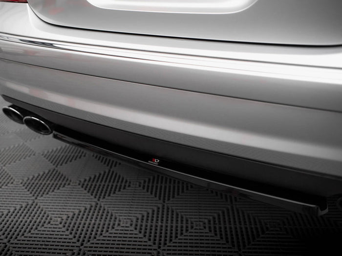 Central Rear Splitter Mercedes-Benz E 55 AMG W211 - Maxton Design