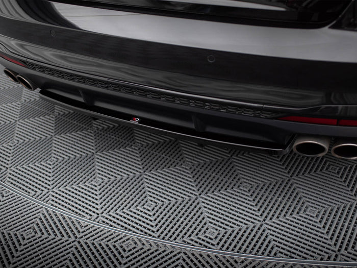 Audi S4 B9 Facelift Central Rear Splitter (Vertical Bars) - Maxton Design