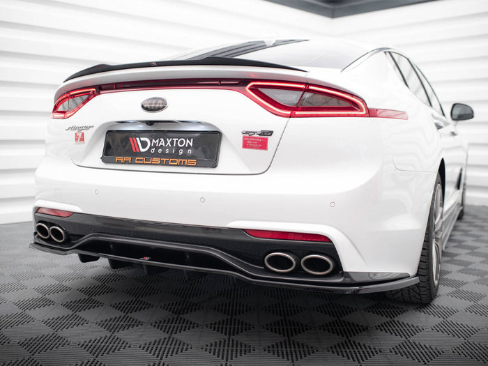 Kia Stinger Mk1 Central Rear Splitter (Vertical Bars) - Maxton Design