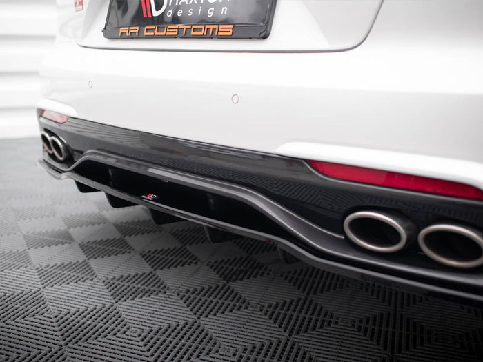 Kia Stinger Mk1 Central Rear Splitter (Vertical Bars) - Maxton Design