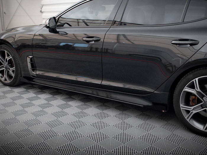 Maxton Design - STREET PRO SIDE SKIRTS DIFFUSERS + FLAPS KIA STINGER GT / GT-LINE MK1