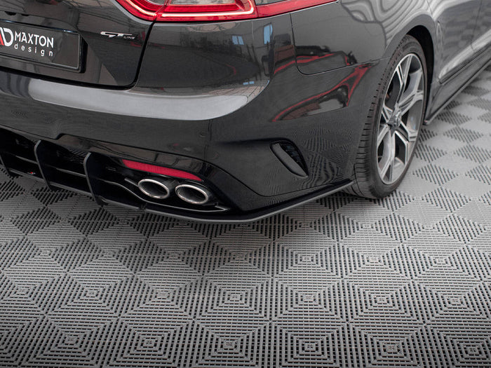 Maxton Design - STREET PRO REAR SIDE SPLITTERS KIA STINGER GT-LINE MK1