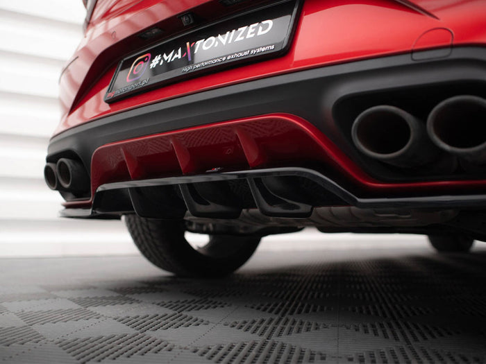 Central Rear Splitter (Vertical Bars) Cupra Leon Hatchback Mk1 - Maxton Design