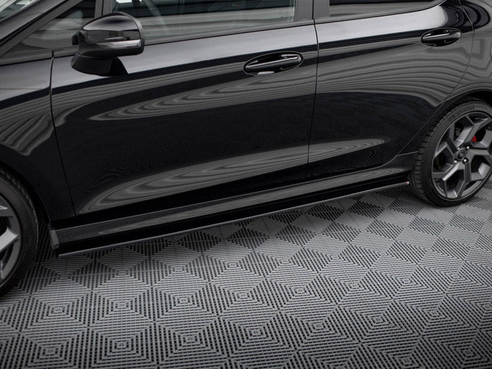 Maxton Design - Side Skirts Diffusers V.1 Ford Fiesta Mk8 ST / ST-Line