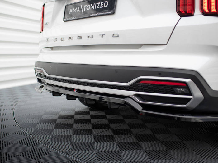 Kia Sorento Mk4 Central Rear Splitter (Vertical Bars) - Maxton Design