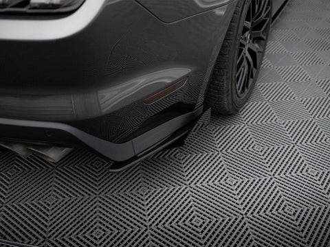 Maxton Design - Street Pro Rear Side Splitters + Flaps Ford Mustang GT Mk6
