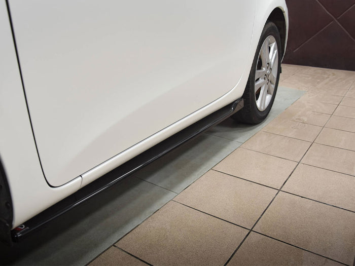 Toyota IQ Side Skirts Diffusers - Maxton Design