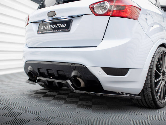 Ford Kuga ST Mk1 Central Rear Splitter (Vertical Bars) - Maxton Design