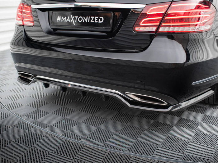 Central Rear Splitter (Vertical Bars) Mercedes-Benz E W212 Facelift - Maxton Design