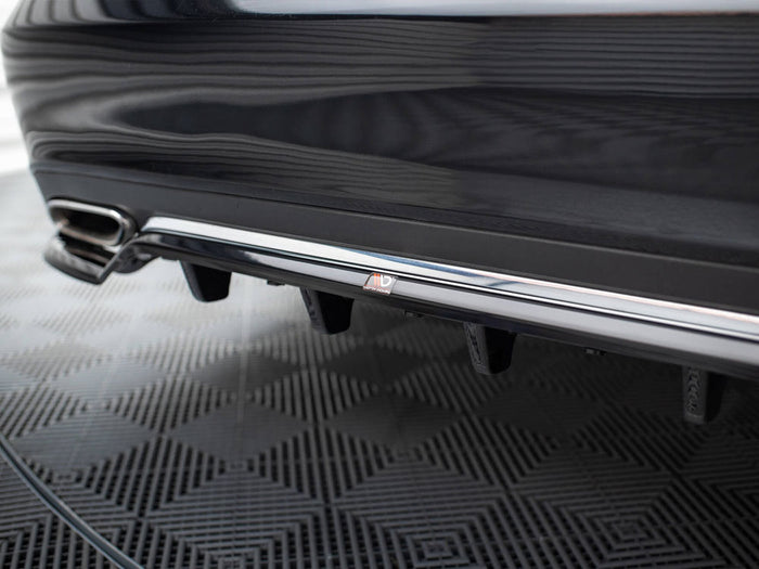 Central Rear Splitter (Vertical Bars) Mercedes-Benz E W212 Facelift - Maxton Design