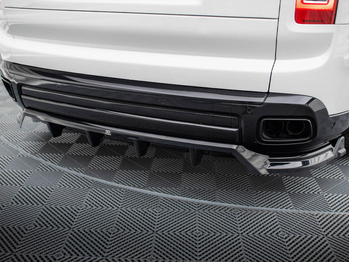 Central Rear Splitter (Vertical Bars) Rolls Royce Cullinan - Maxton Design