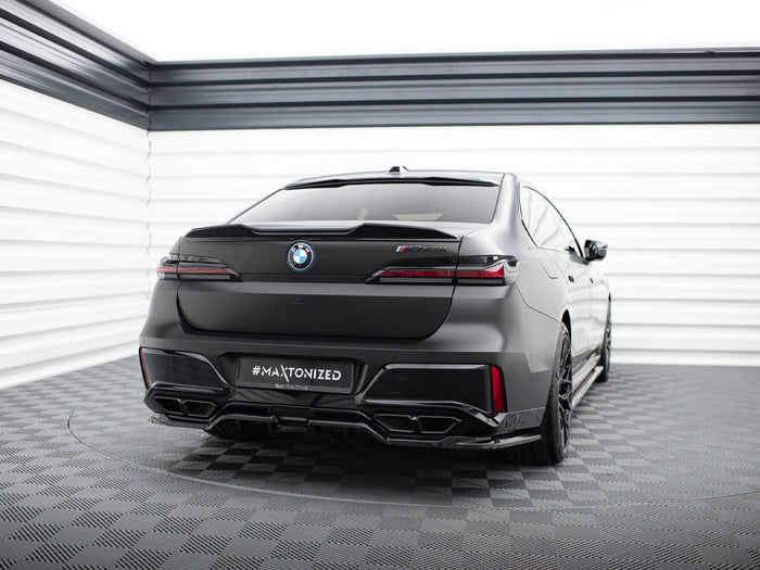 BMW M760e G70 Central Rear Splitter (Vertical Bars) - Maxton Design