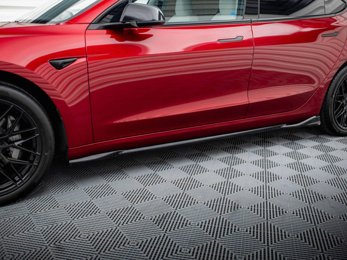 Tesla Model 3 Performance Mk1 Facelift Side Skirts Diffusers V.1 - Maxton Design