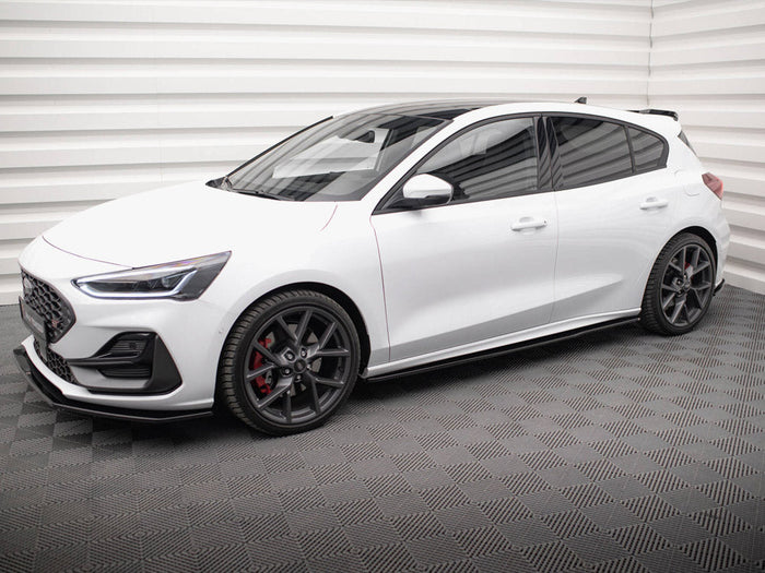 Maxton Design - Side Skirts Diffusers V.3 Ford Focus ST / ST-Line Mk4 Facelift